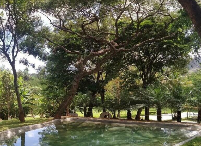 פנסיון Espaço Vilarejo Pousada