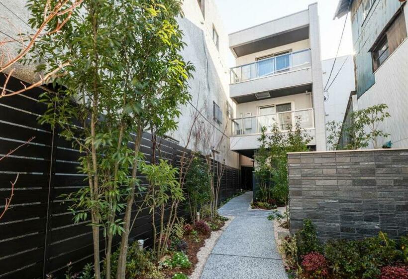 Grand Base Mojiko Ekimae