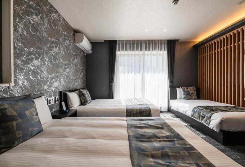 Grand Base Mojiko Ekimae