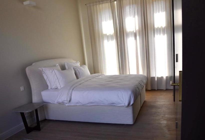 Отель The Scent Residence