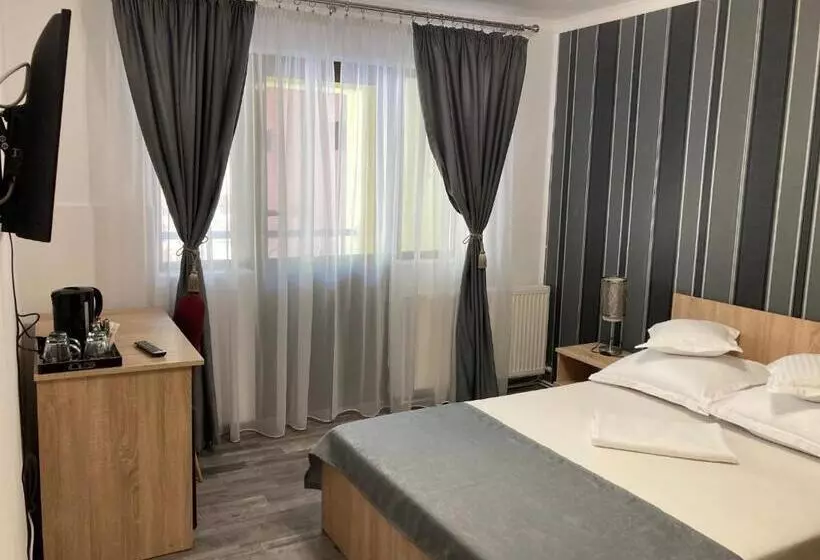پانسیون Casa Adriana