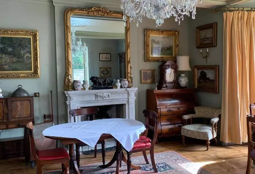 Majatalo Kilmorie House