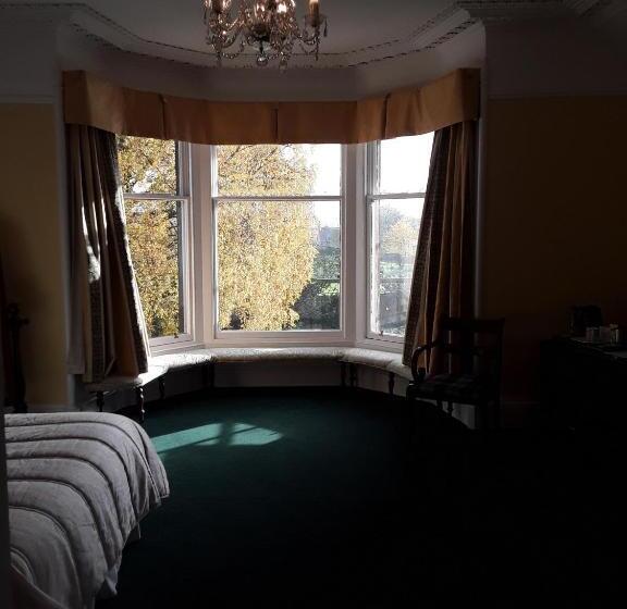 بنسيون Kilmorie House