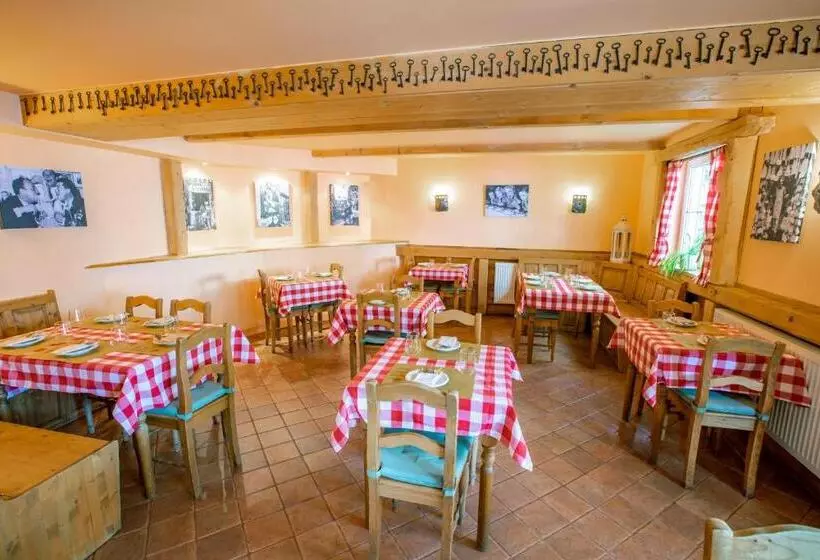 ペンション Penzion Sofinata & Pizzeria špindlerův Mlýn