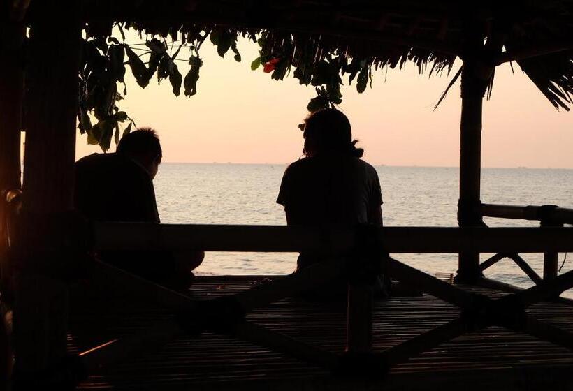 Villa Isabella Putri B&b