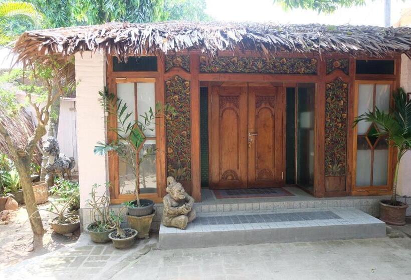 Villa Isabella Putri B&b