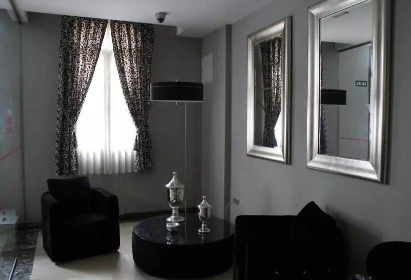 Hospedium Hotel Vittoria Colonna