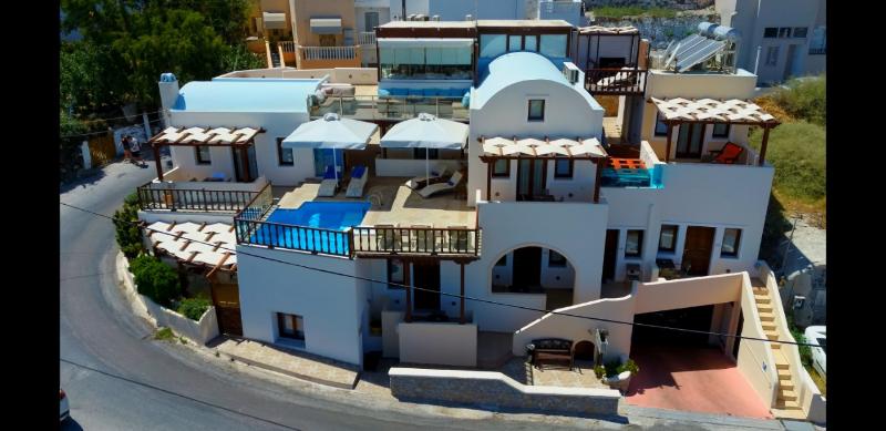 Hotell Amerisa Suites & Villa