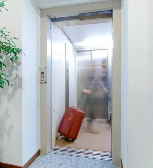 호텔 Antico Albergo Madonna