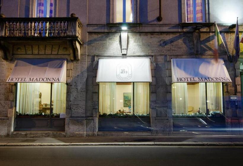 호텔 Antico Albergo Madonna