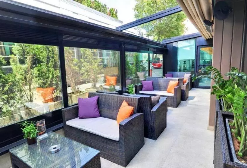 Otel Avantgarde Urban Levent