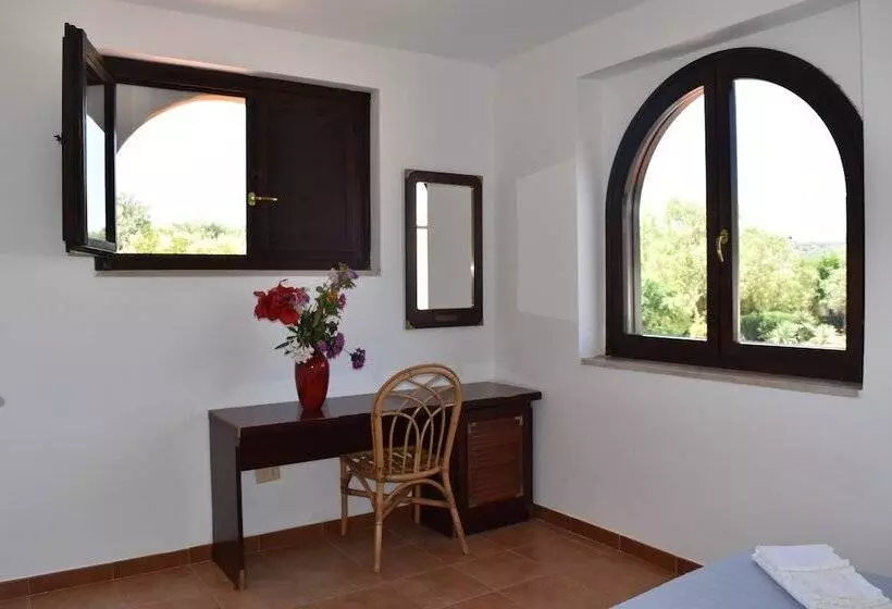 호텔 Baia Della Rocchetta