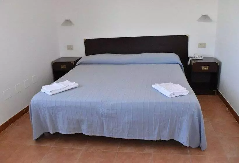 호텔 Baia Della Rocchetta