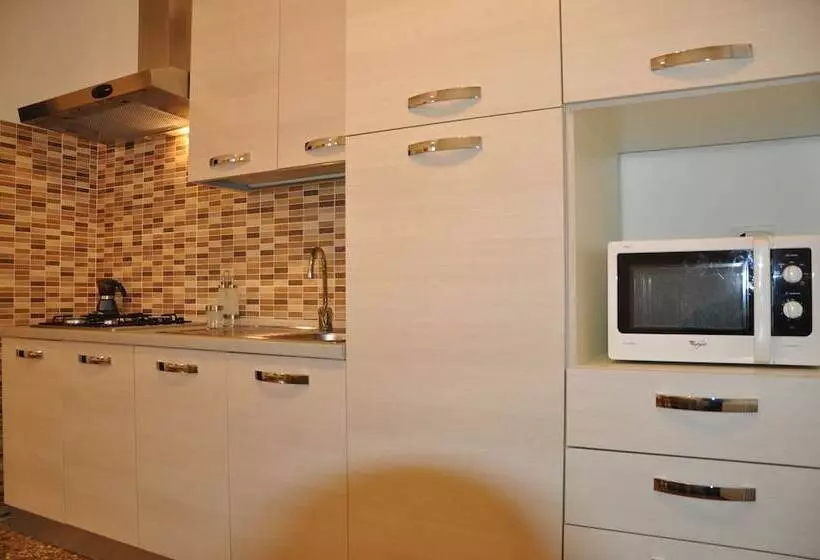 هتل Ca Bragadin E Carabba