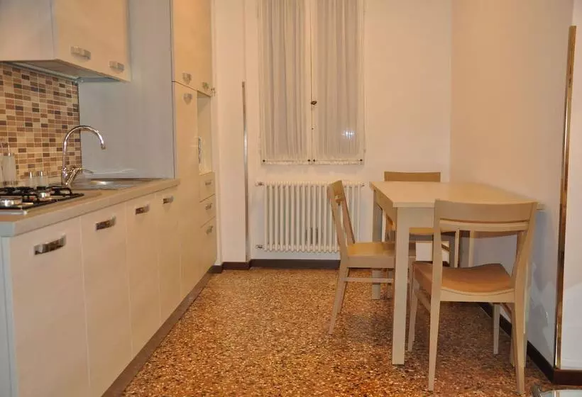 هتل Ca Bragadin E Carabba