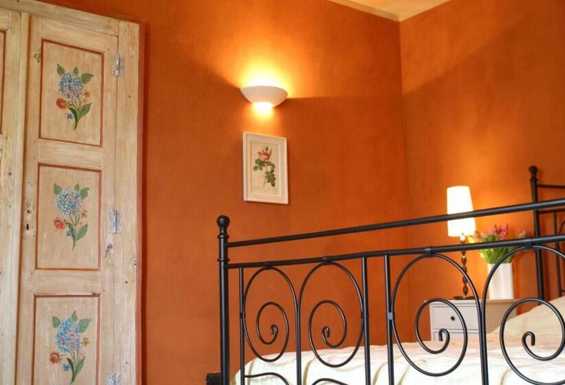 ホテル Cascina Vignole