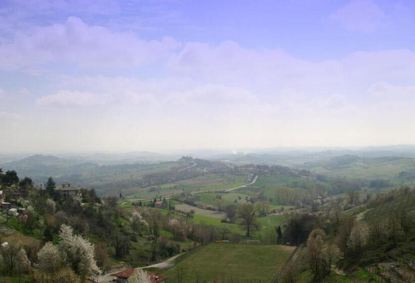 ホテル Cascina Vignole