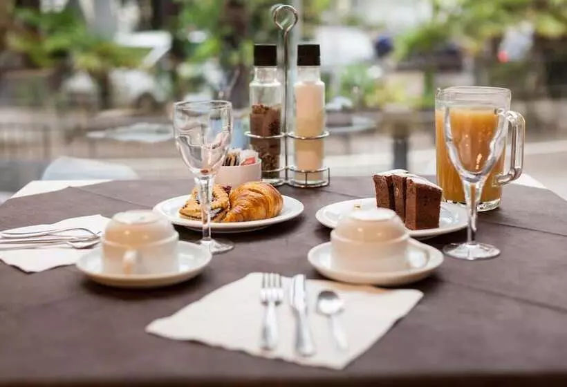 Отель Gardesana