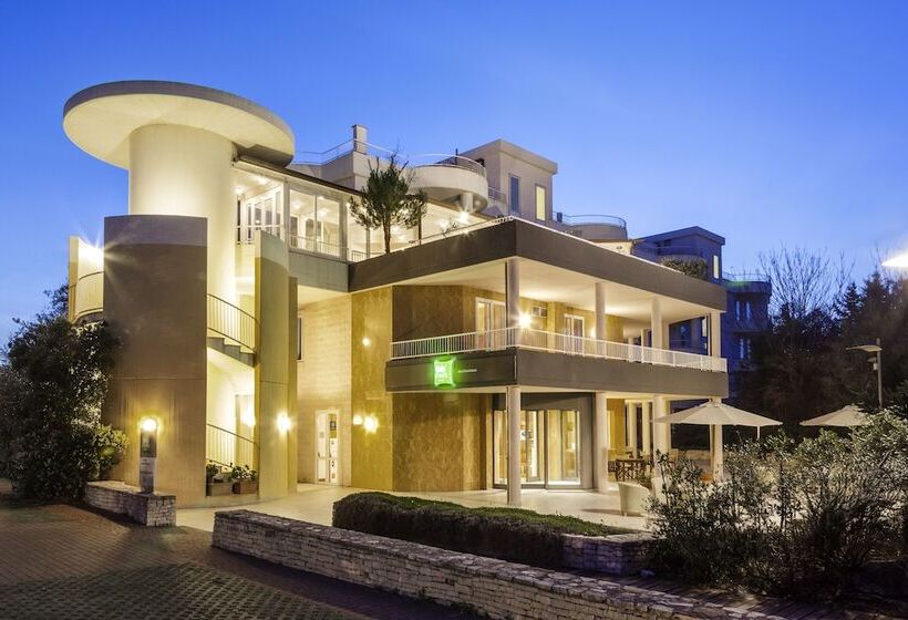 בית מלון כפרי Ibis Styles Bari Giovinazzo