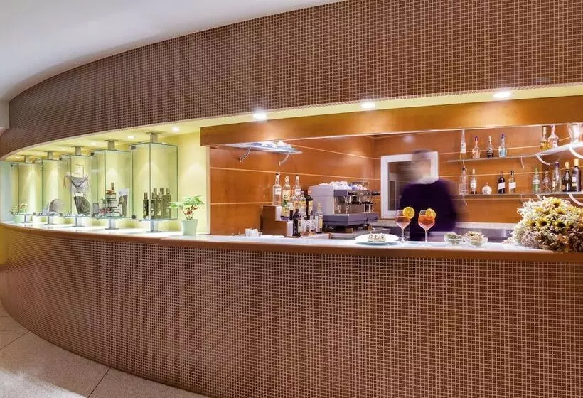 Отель Ibis Styles Bari Giovinazzo