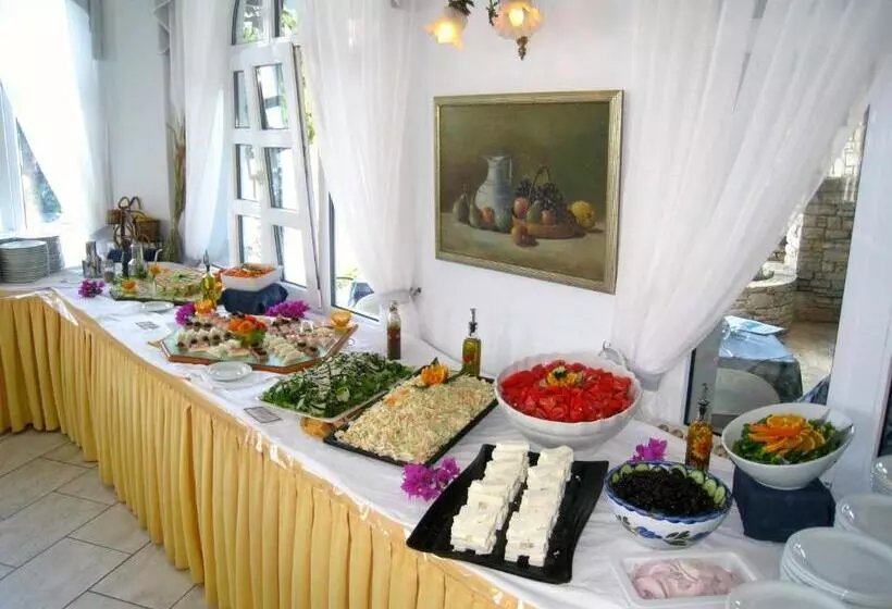 هتل Kerveli Village