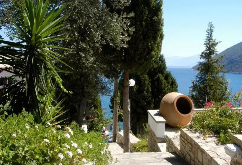 هتل Kerveli Village