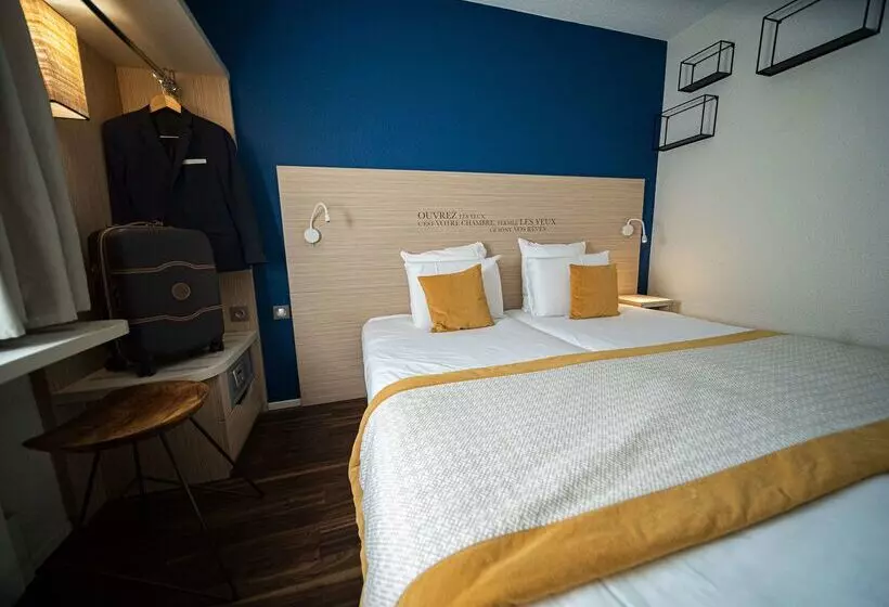 هتل Kyriad Lyon Est Bron Eurexpo Le Cottage