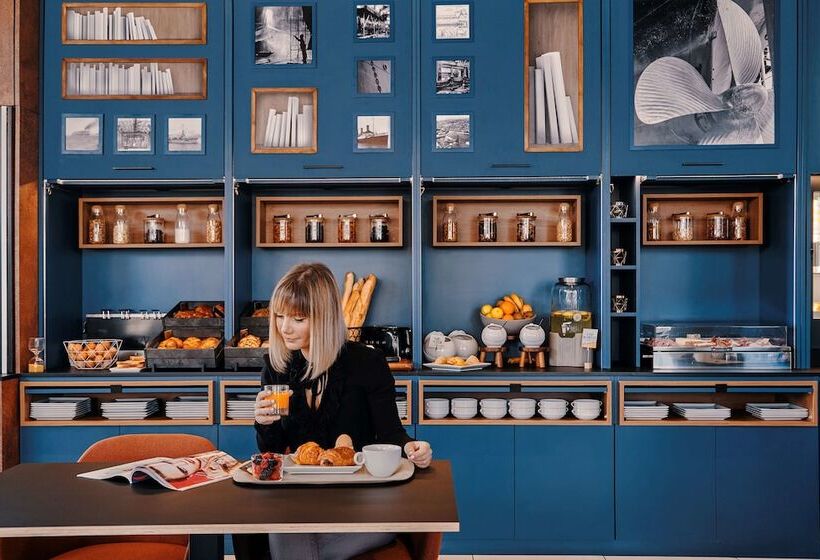 Отель Mercure Toulon La Seynesurmer