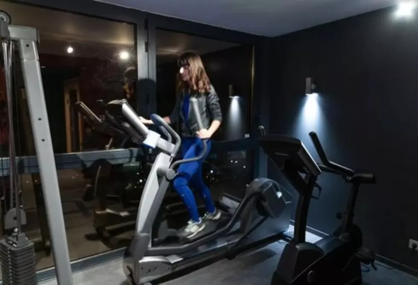 בית מלון כפרי Mercure Toulon La Seynesurmer