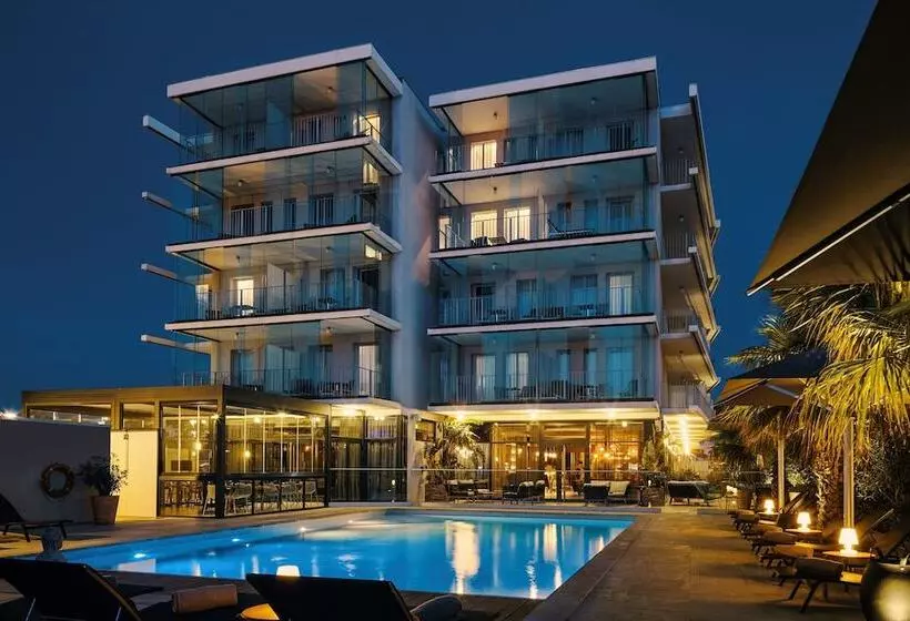 בית מלון כפרי Mercure Toulon La Seynesurmer