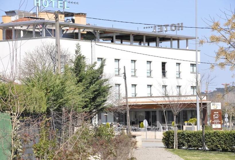 فندق Palau De Girona