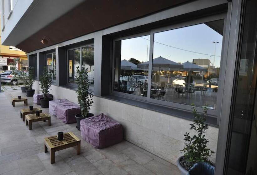 فندق Palau De Girona