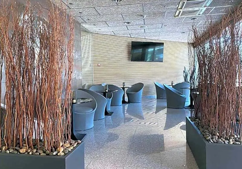 ホテル Palau De Girona