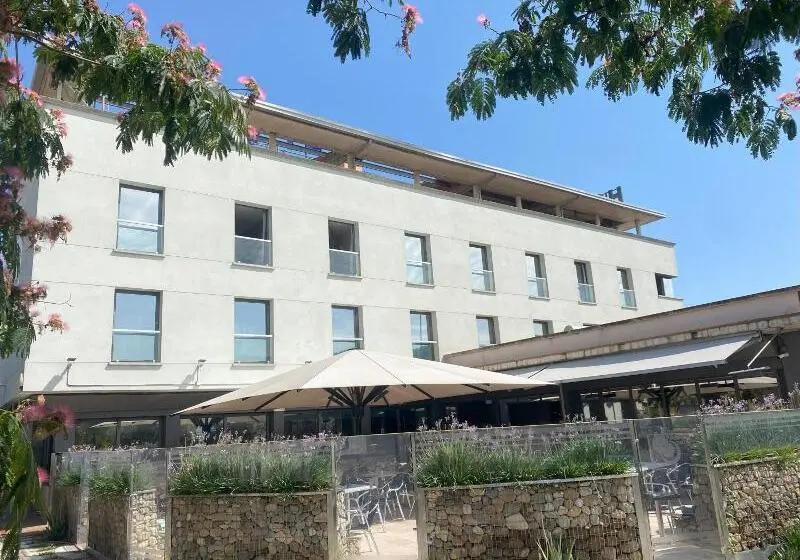 ホテル Palau De Girona
