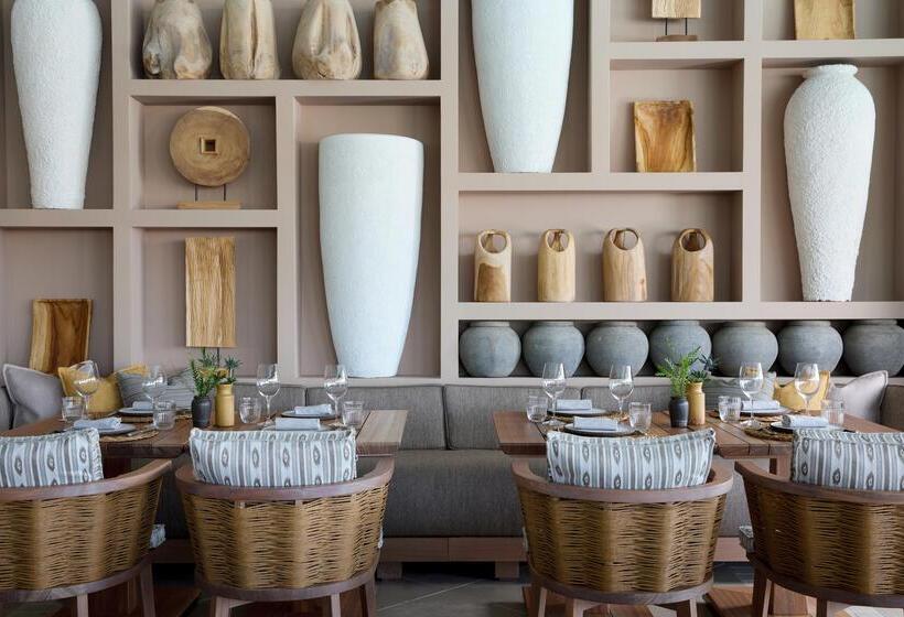 Отель Porto Sani