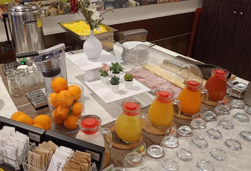 Отель Rama Palace