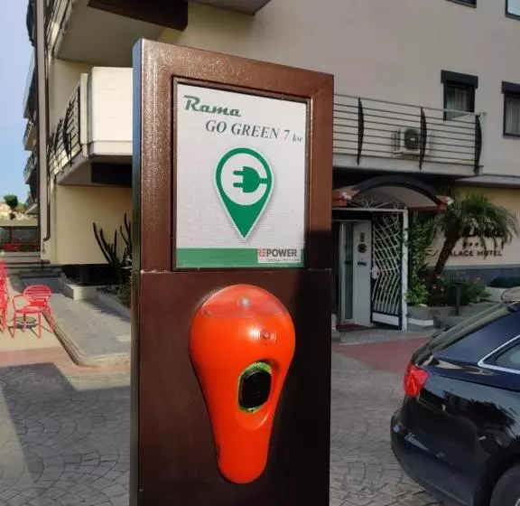 בית מלון כפרי Rama Palace