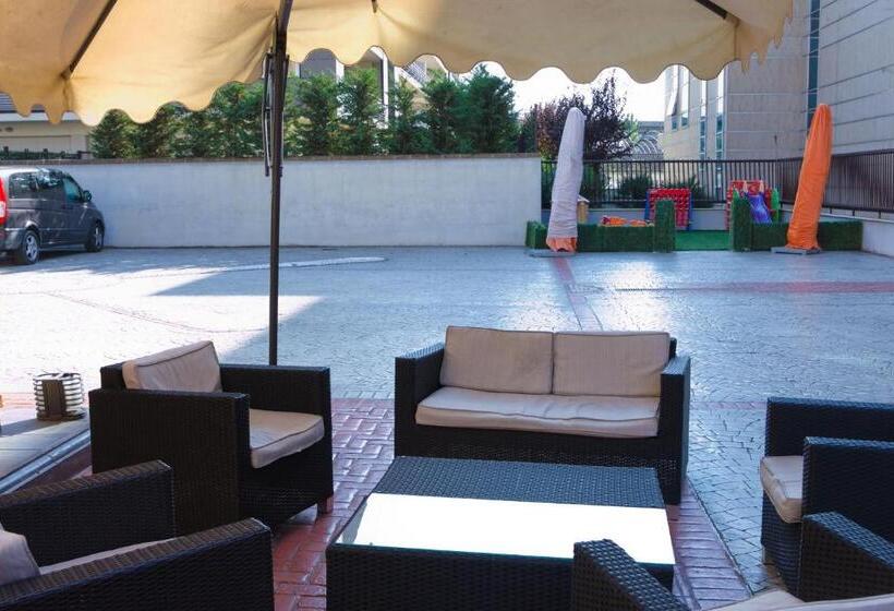 Отель Rama Palace