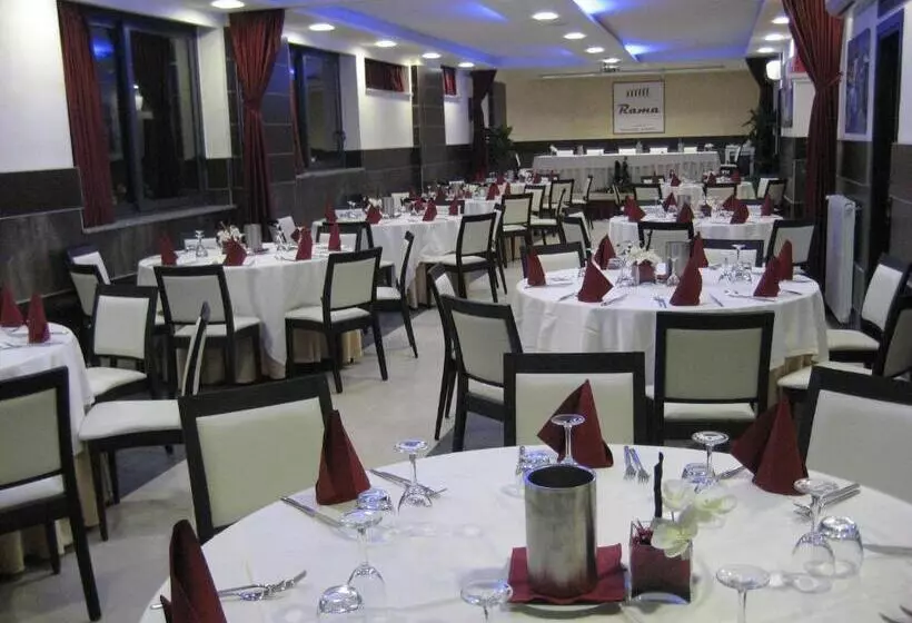 בית מלון כפרי Rama Palace