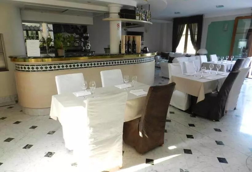 Villa Maria Au Lac Estella Hotels Italia