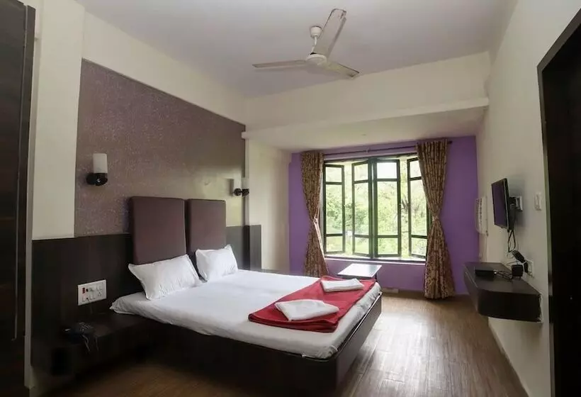 Hotelli Seashell Beach Resort