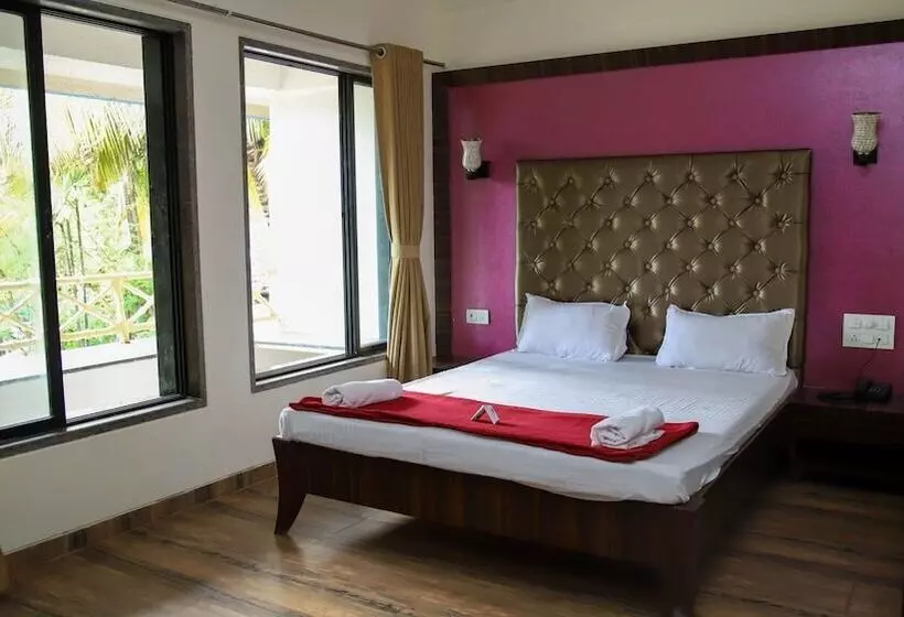 Hotelli Seashell Beach Resort