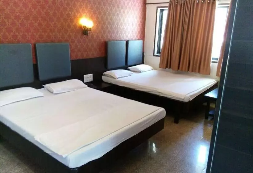 Hotelli Seashell Beach Resort