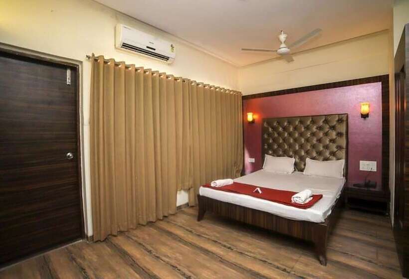 酒店 Seashell Beach Resort