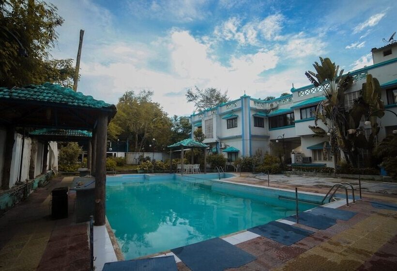 酒店 Seashell Beach Resort