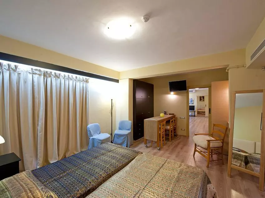 فندق Efplias Apartments And Suites