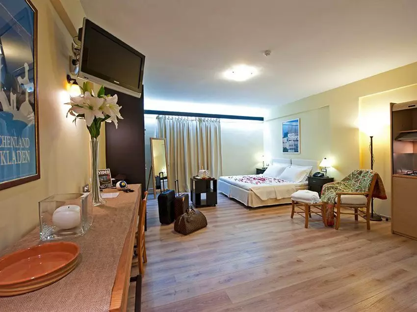 فندق Efplias Apartments And Suites