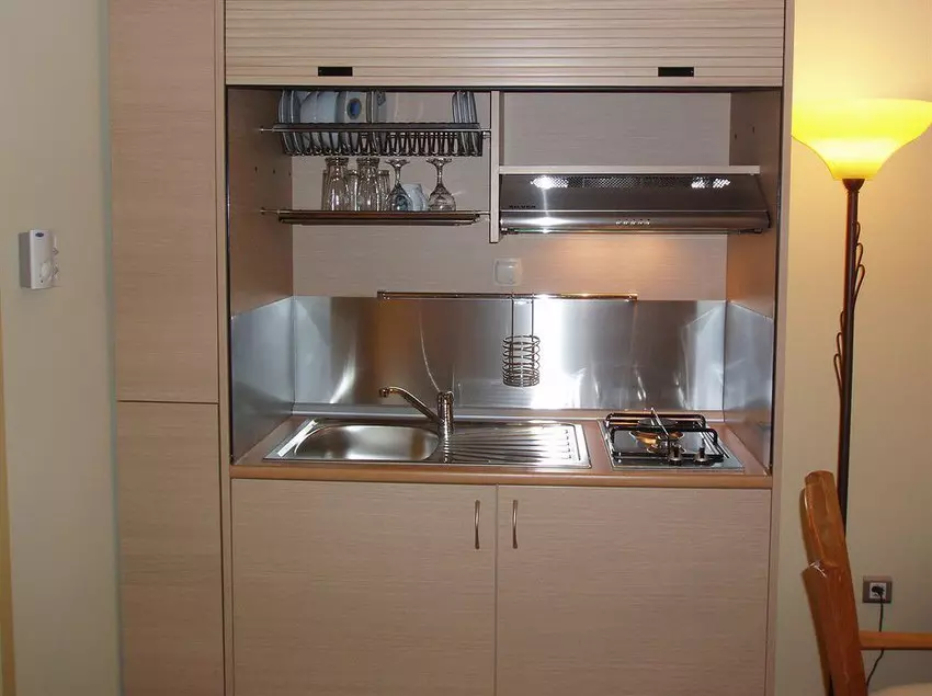 فندق Efplias Apartments And Suites