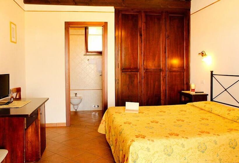 Отель Agriturismo Giuncola E Granaiolo