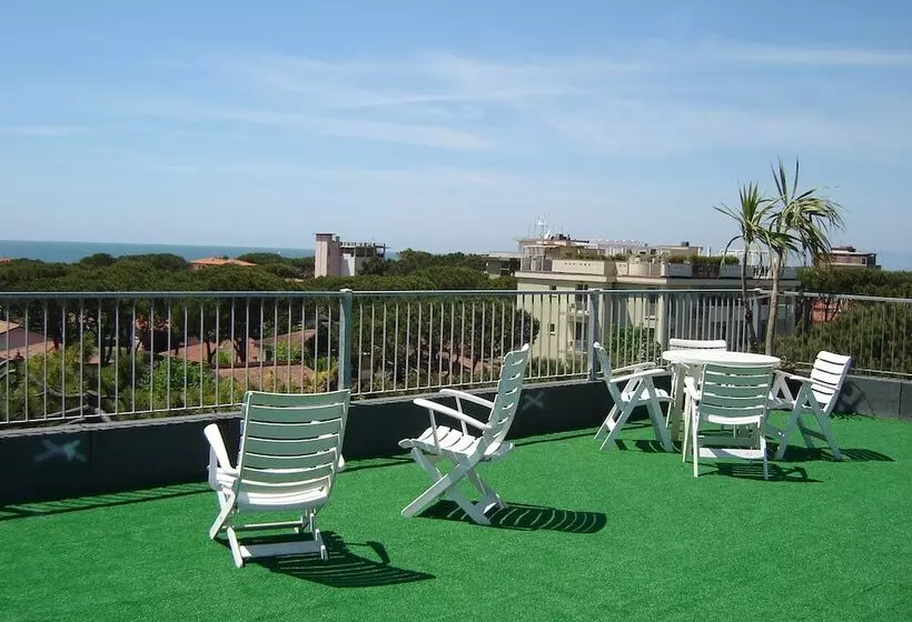 Отель Mediterraneo